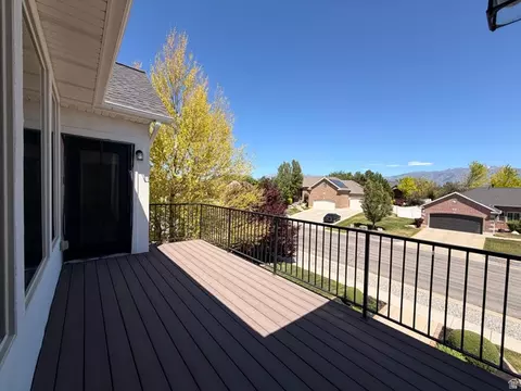 Exterior - 2368 S 825 W, Syracuse, UT 84075 photo 4 of 7