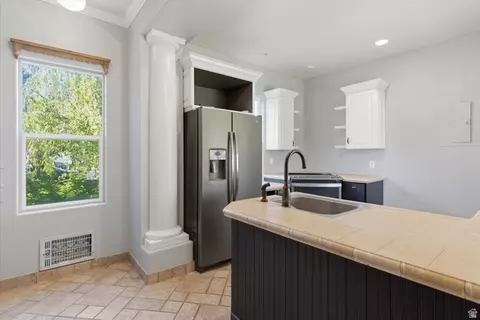 Kitchen - 372 W 100 N, Logan, UT 84321 photo 4 of 4