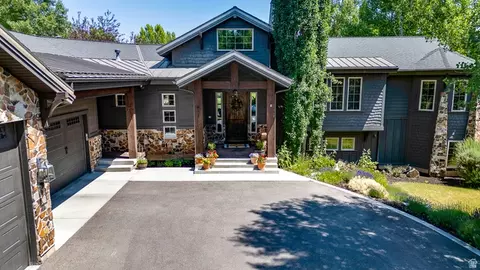 611 Dutch Country Ct, Midway, UT 84049