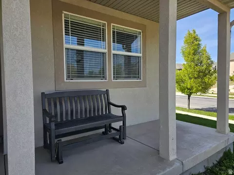 Exterior - 7481 N Red Pine Rd, Eagle Mountain, UT 84005 photo 3 of 6