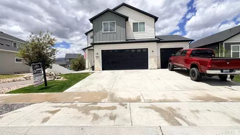 7889 N Bristlecone Rd E, Eagle Mountain, UT 84005