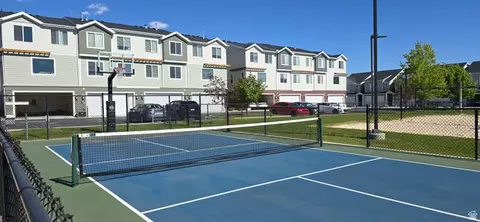 Exterior - 1506 S 615 W, Orem, UT 84058 photo 6 of 7