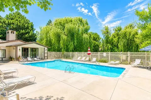 Exterior - 5565 S Willow #E, Murray, UT 84107 photo 5 of 5