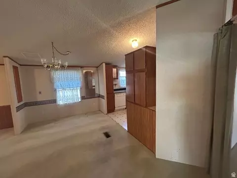 238 E Detroiter Cir S, Murray, UT 84107 photo 3
