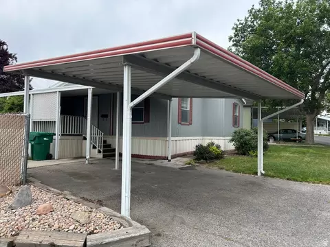 238 E Detroiter Cir S, Murray, UT 84107 photo 2