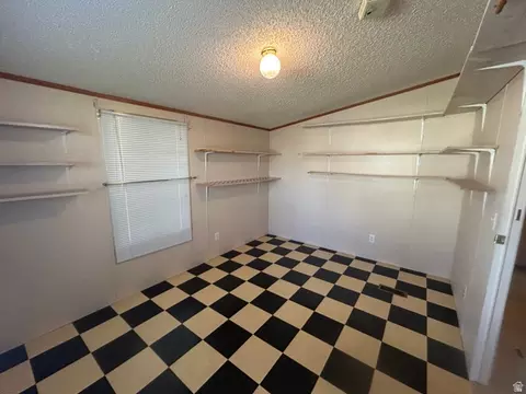 238 E Detroiter Cir S, Murray, UT 84107 photo 17