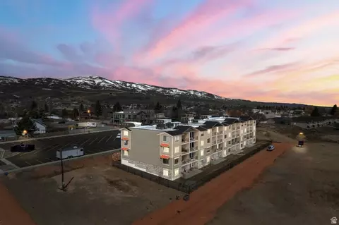 35 E 150 S #401E, Garden City, UT 84028