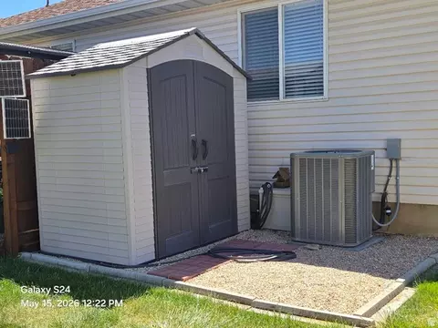 Exterior - 628 W 2550 S, Perry, UT 84302 photo 5 of 8