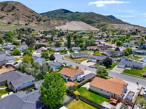 View/Area - 628 W 2550 S, Perry, UT 84302 photo 5 of 8