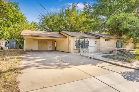 203 W 400 S, Hurricane, UT 84737