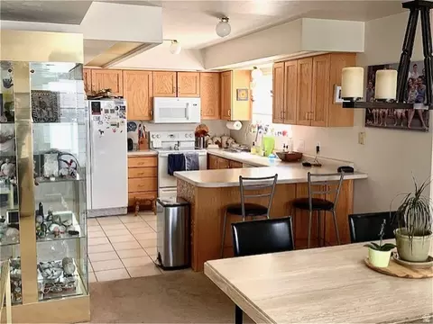 Kitchen - 2016 E Windham Cir S, Millcreek, UT 84109 photo 1 of 3
