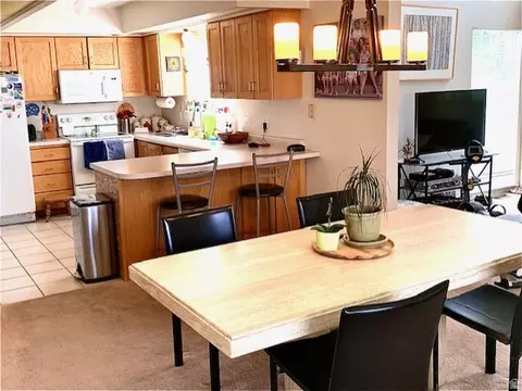 Kitchen - 2016 E Windham Cir S, Millcreek, UT 84109 photo 3 of 3