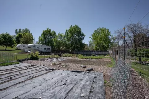 Exterior - 249 E 300 N, Smithfield, UT 84335 photo 18 of 18