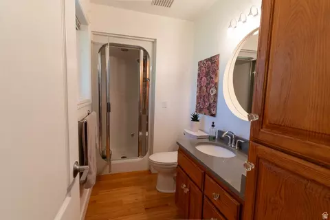 Bath - 249 E 300 N, Smithfield, UT 84335 photo 2 of 3