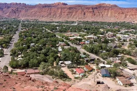 View/Area - 343 E 200 N, Moab, UT 84532 photo 4 of 4