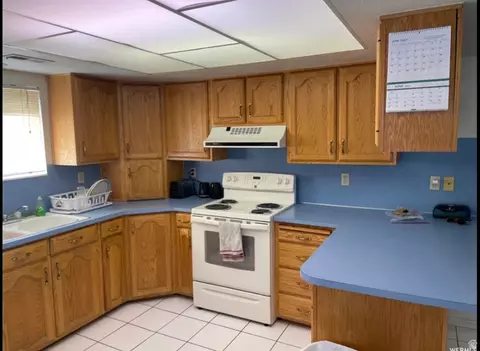 Kitchen - 4372 S 700 W, Ogden, UT 84405 photo 1 of 3