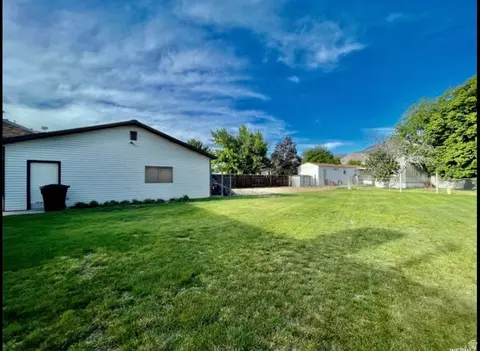 Exterior - 4372 S 700 W, Ogden, UT 84405 photo 4 of 5