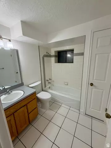 Bath - 4372 S 700 W, Ogden, UT 84405 photo 3 of 3