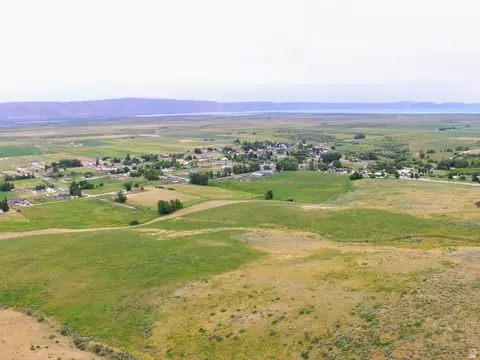 357 W 3rd St, Bloomington, ID 83223