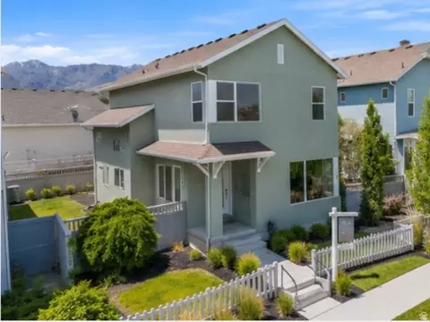 11364 S Red Cardinal Way, South Jordan, UT 84009
