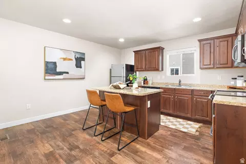 Kitchen - 256 N 750 E, Vineyard, UT 84059 photo 2 of 2