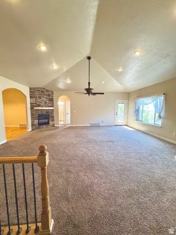 Living - 41 N 970 W, Orem, UT 84057 photo 2 of 5