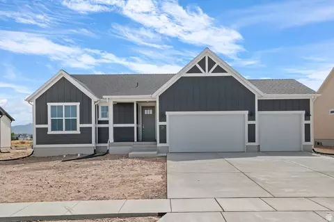 2254 N Hooded Crane Dr, Clinton, UT 84015