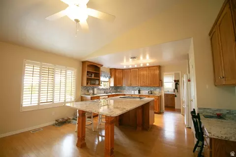 Kitchen - 1395 E 5600 S, South Ogden, UT 84403 photo 3 of 4