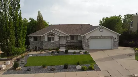 Exterior - 1395 E 5600 S, South Ogden, UT 84403 photo 4 of 5