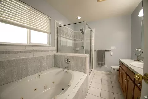 Bath - 1395 E 5600 S, South Ogden, UT 84403 photo 3 of 6
