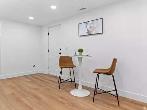 Dining - 5245 S 900 E, Murray, UT 84117 photo 1 of 1