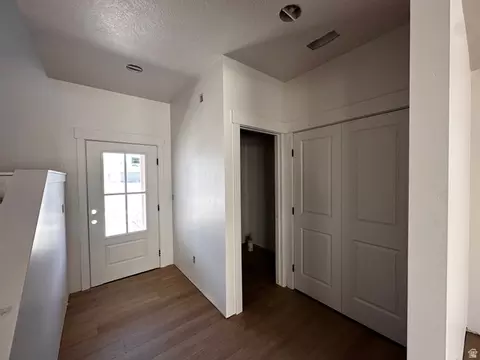 Entry Way - 513 E Upper Canyon Rd, Smithfield, UT 84335 photo 1 of 3