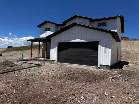 Exterior - 513 E Upper Canyon Rd, Smithfield, UT 84335 photo 3 of 9