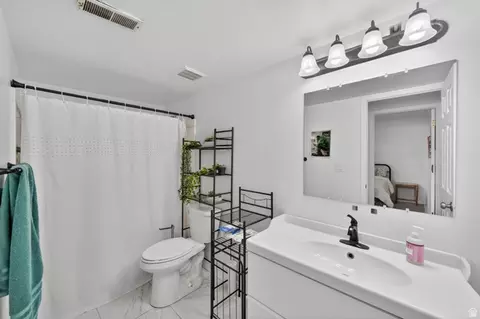 Bath - 652 W 1100 N, Orem, UT 84057 photo 1 of 2