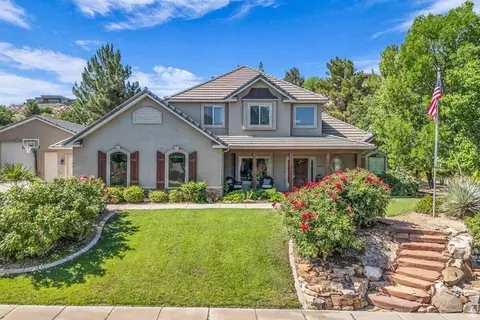 2368 E Via Linda Cir, Saint George, UT 84790