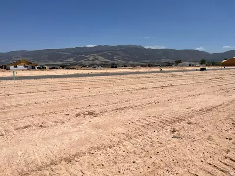 5107 N 75 E #208, Enoch, UT 84721 photo 2