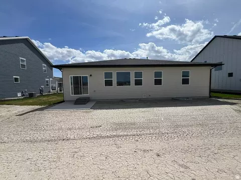 Exterior - 1159 E Blackfeet Dr #522, Eagle Mountain, UT 84005 photo 3 of 4