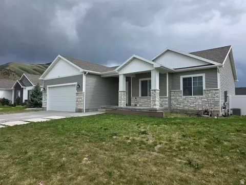 1484 E 480 S, Hyrum, UT 84319