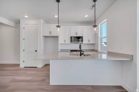 Kitchen - 629 E Ryegrass Dr #309, Eagle Mountain, UT 84005 photo 2 of 2
