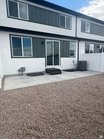 Exterior - 629 E Ryegrass Dr #309, Eagle Mountain, UT 84005 photo 2 of 3