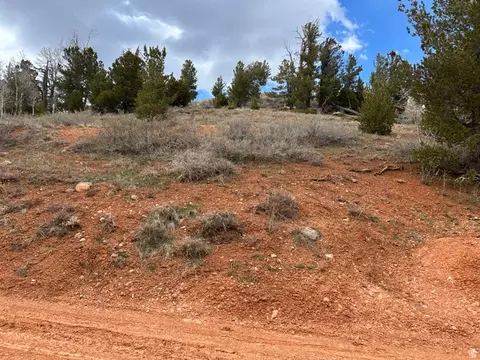524 W Ski View Dr, Brian Head, UT 84719