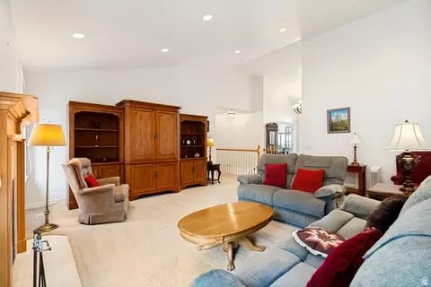 Living - 298 E North Canyon Rd, Bountiful, UT 84010 photo 3 of 5