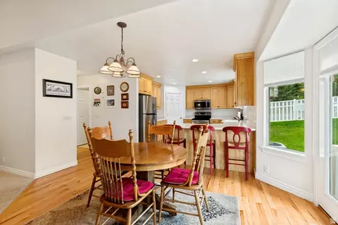 Dining - 298 E North Canyon Rd, Bountiful, UT 84010 photo 3 of 3