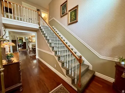 Entry Way - 2205 E Sunset Dr, Layton, UT 84040 photo 1 of 4