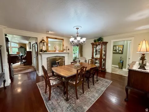 Dining - 2205 E Sunset Dr, Layton, UT 84040 photo 3 of 3