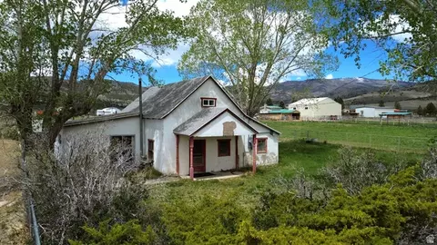 220 W 200 N, Koosharem, UT 84744