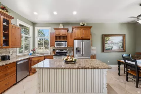 Kitchen - 1683 N Main St, Centerville, UT 84014 photo 1 of 2