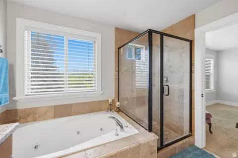 Bath - 1683 N Main St, Centerville, UT 84014 photo 2 of 4