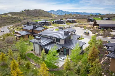 9564 N Midnight Ct, Kamas, UT 84036