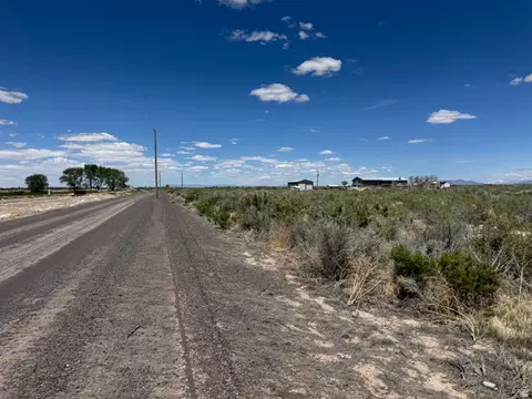 2225 S 500 E, Delta, UT 84624 photo 4